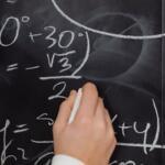 Coseno: definición y aplicaciones en trigonometría